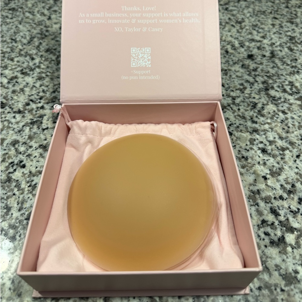 Cakes Plus Grippy Nipple Covers - Honey